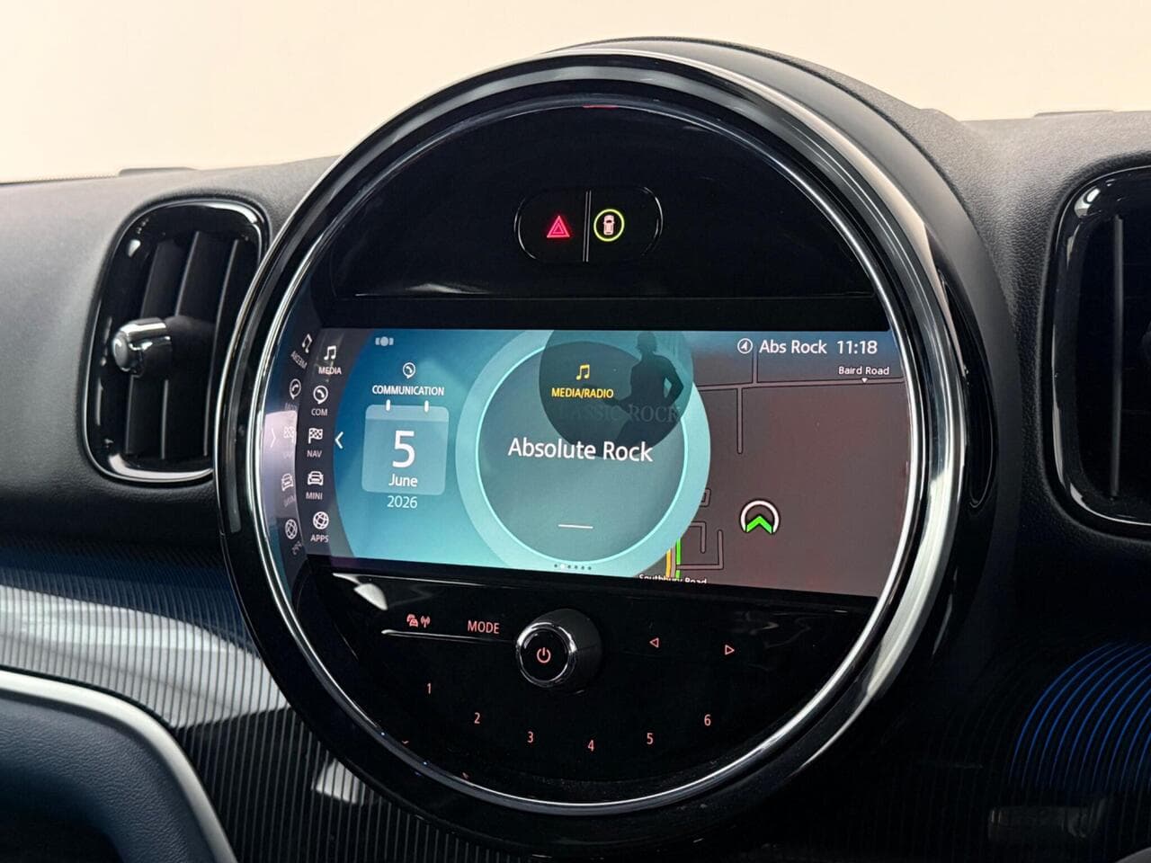 MINI Countryman thumbnail Infotainment System
