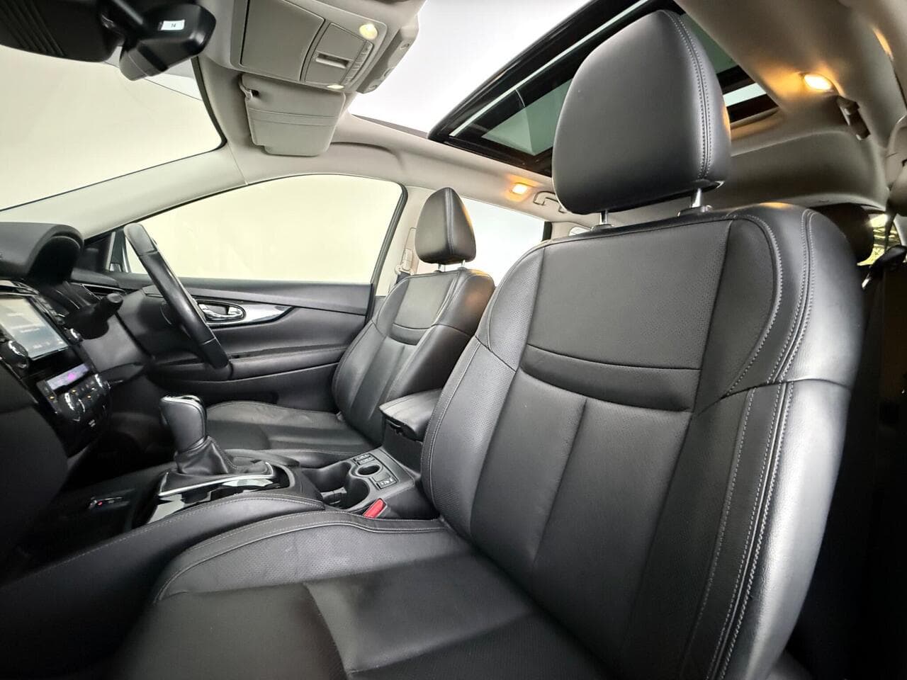Nissan X-Trail thumbnail Seat Front Passenger