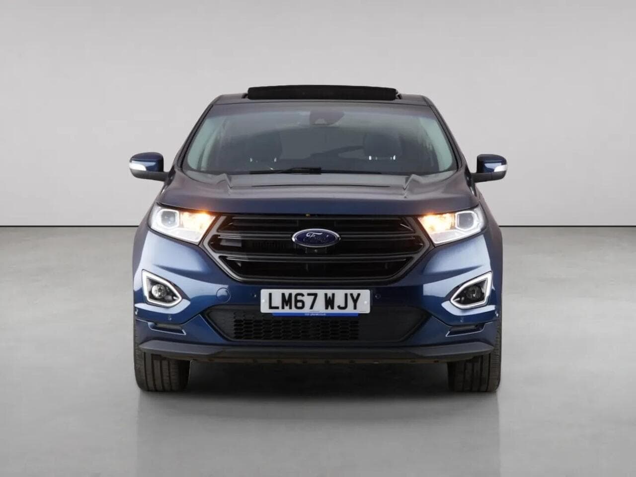Ford Edge thumbnail Front