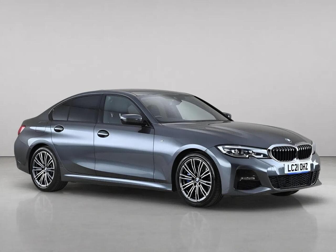BMW 3 Series - BMW 3 Series 2.0 330i M Sport Auto Euro 6 (s/s) 4dr