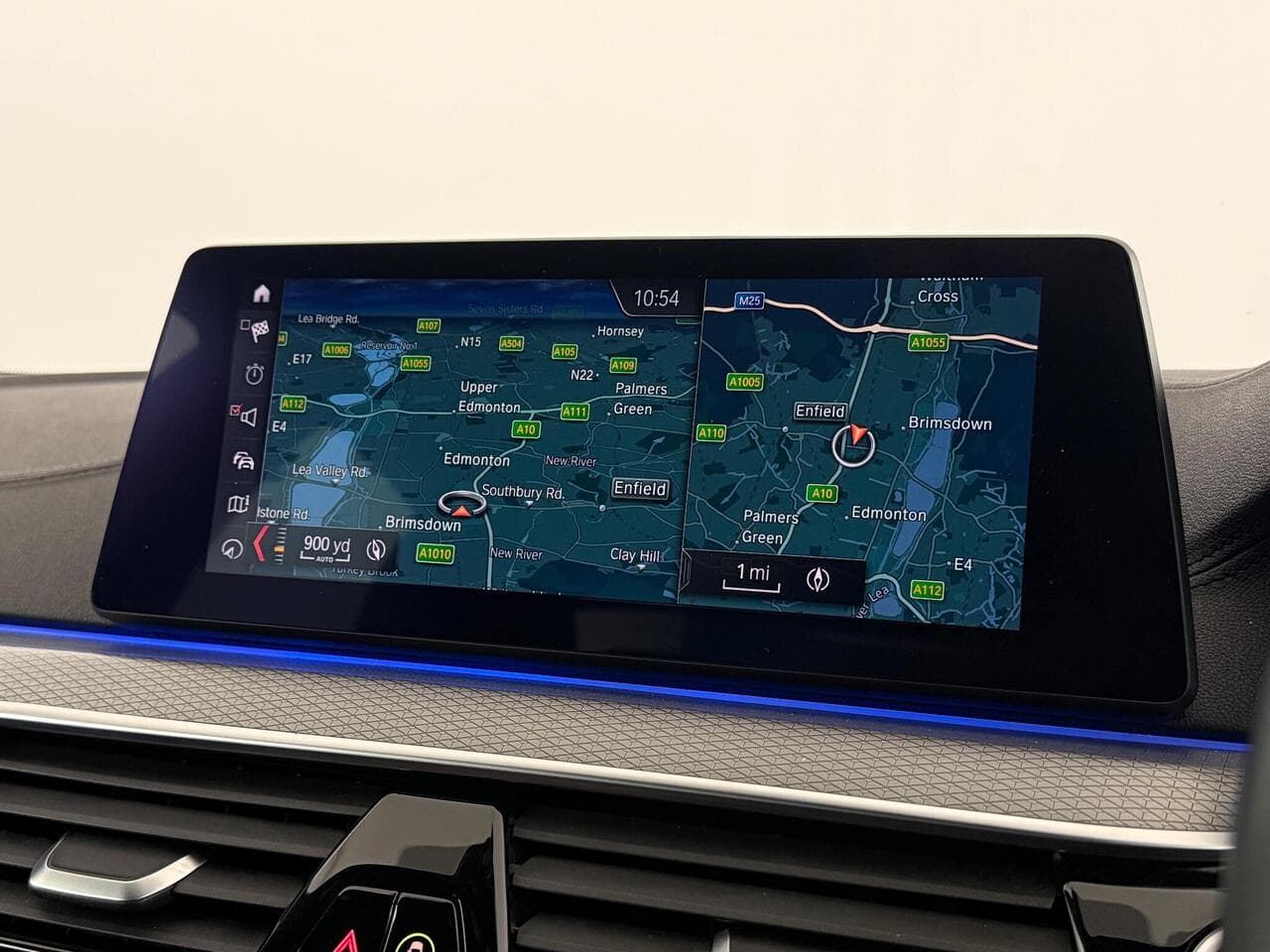 BMW 5 Series thumbnail Infotainment System