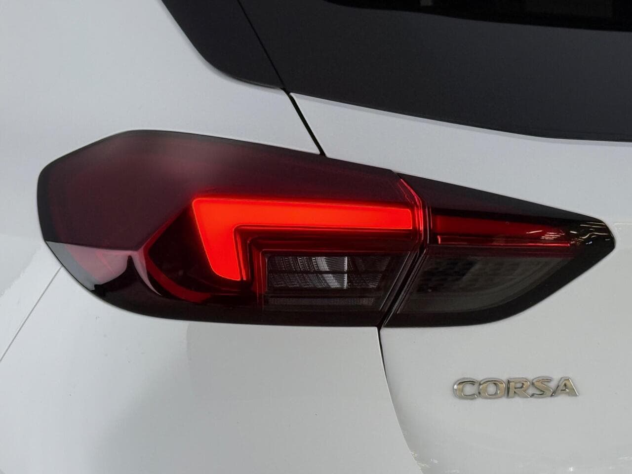 Vauxhall Corsa thumbnail Lights Rear