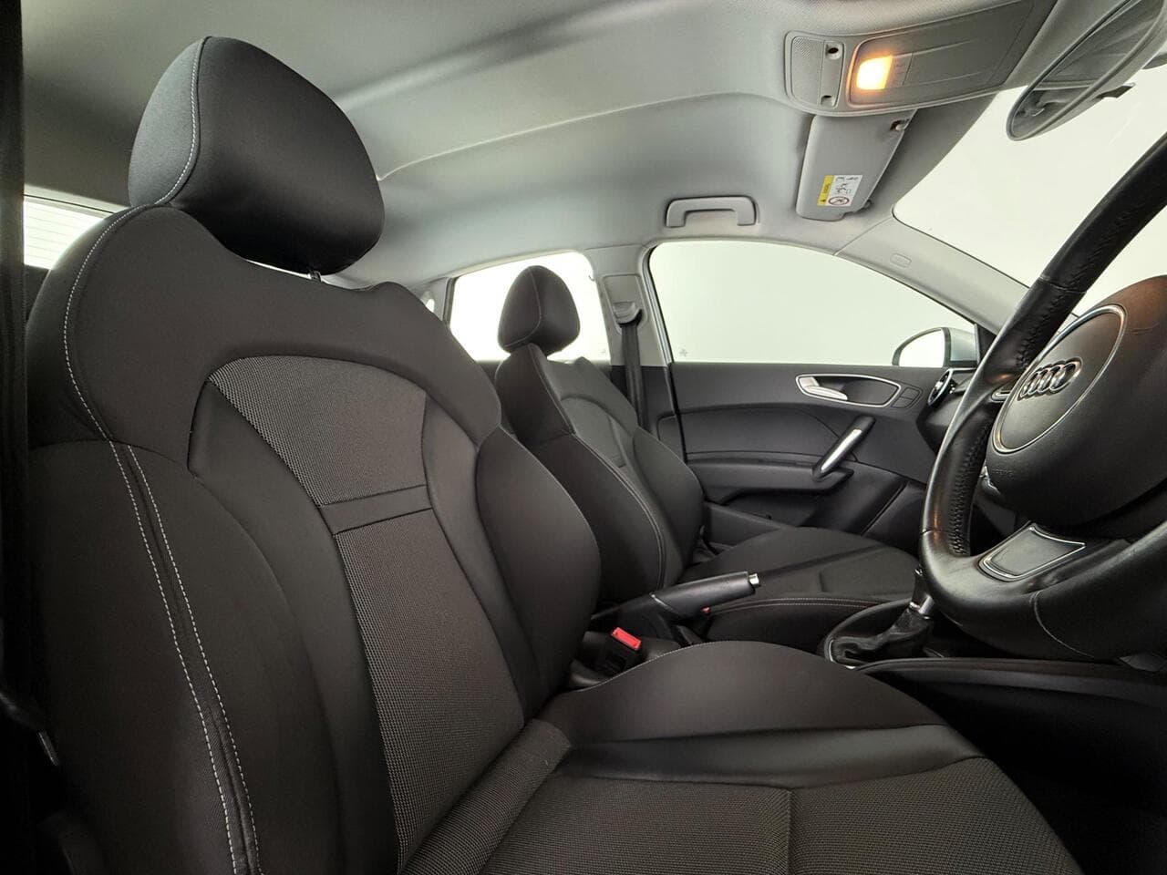 Audi A1 thumbnail Seat Driver