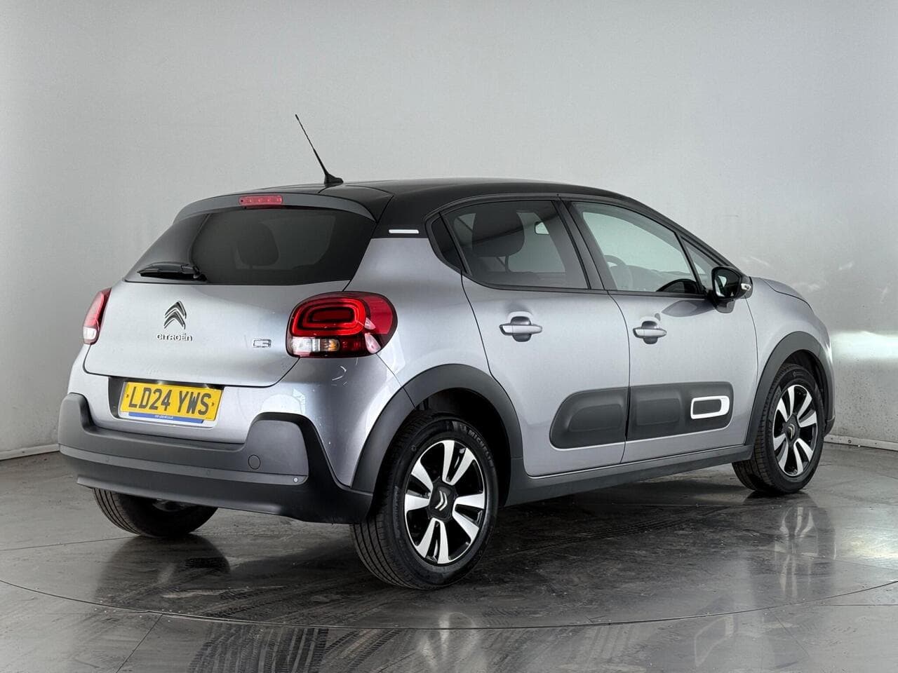 Citroen C3 thumbnail Rear Right