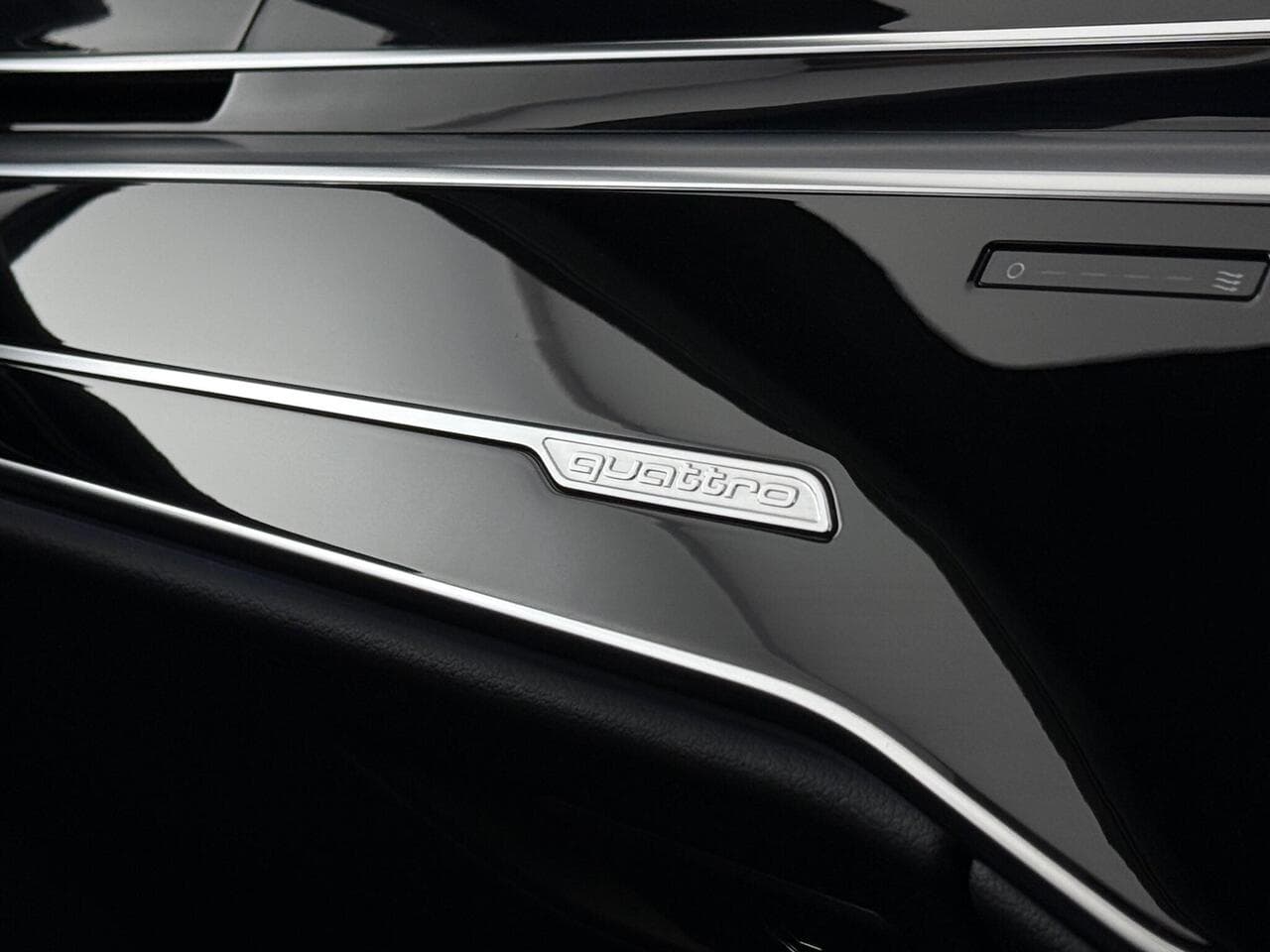 Audi A8 thumbnail Roof