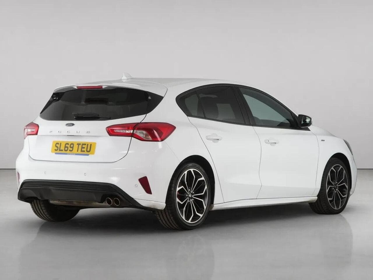 Ford Focus thumbnail Rear Right