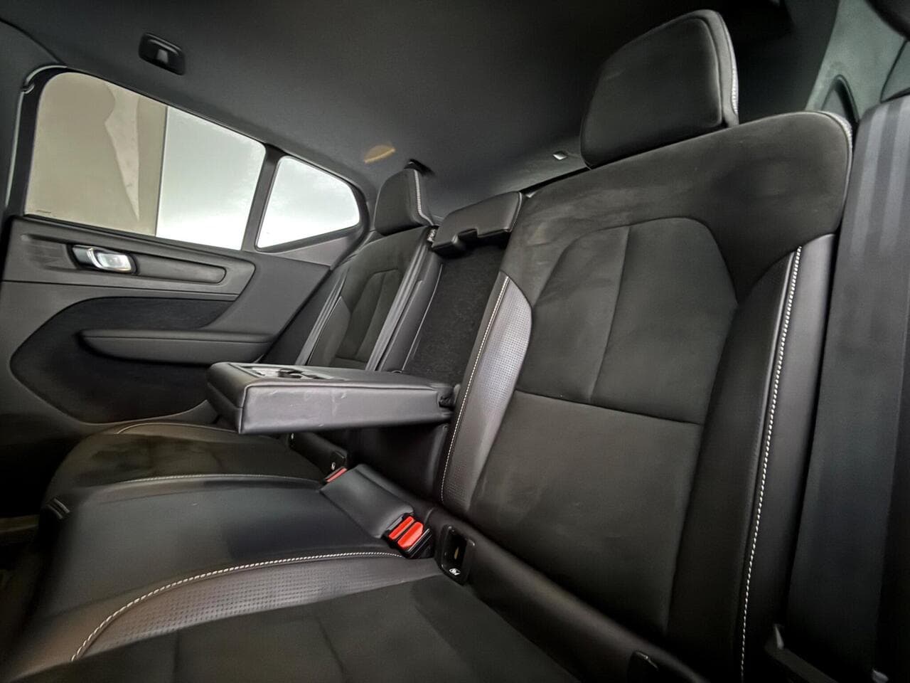 Volvo XC40 thumbnail Seat Front Passenger