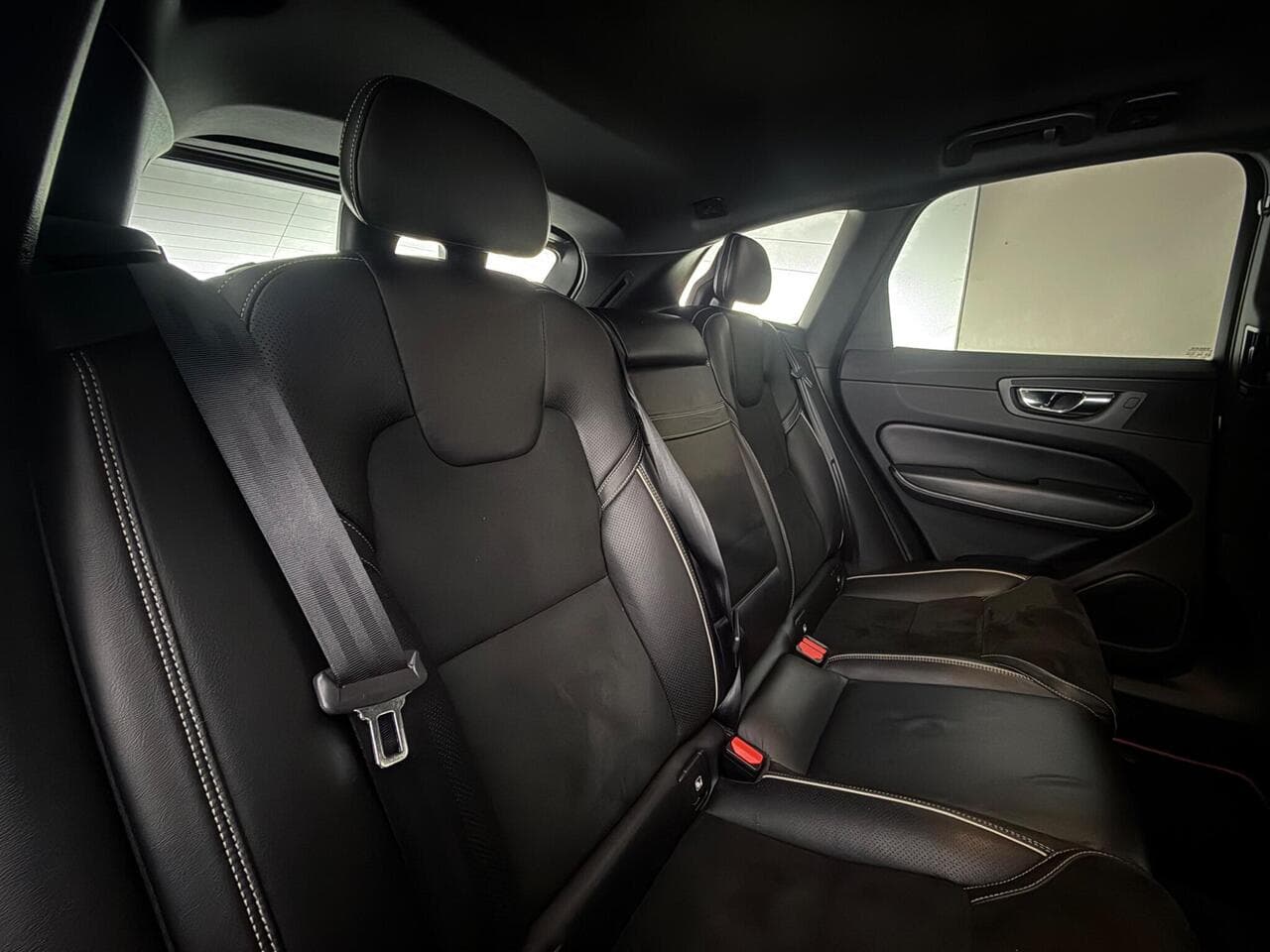 Volvo XC60 thumbnail Seats Rear