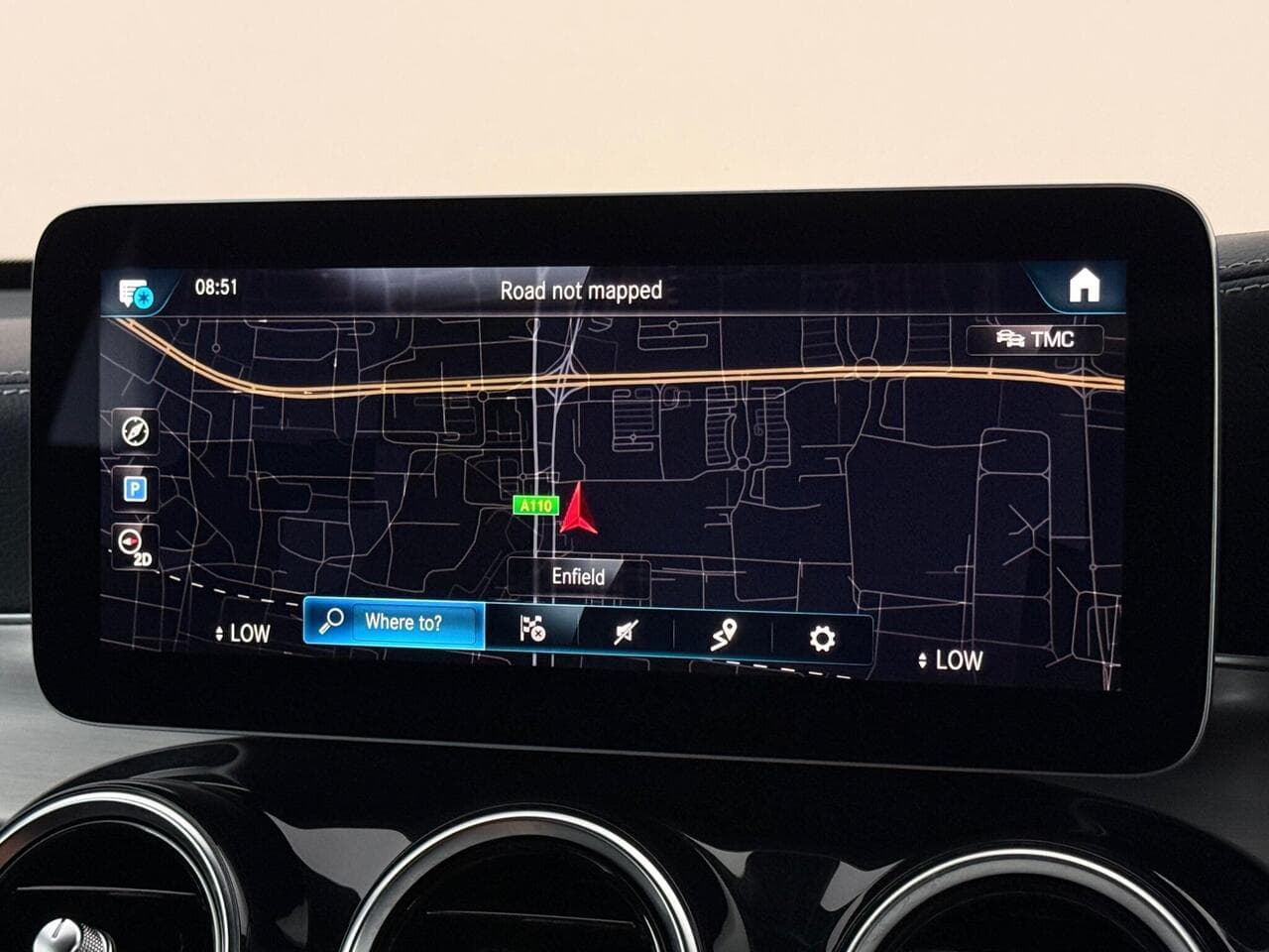 Mercedes-Benz GLC thumbnail Infotainment System