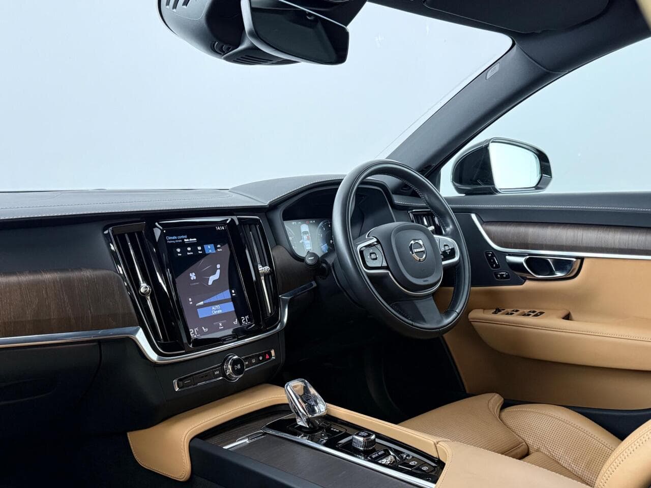 Volvo V90 thumbnail Interior Front