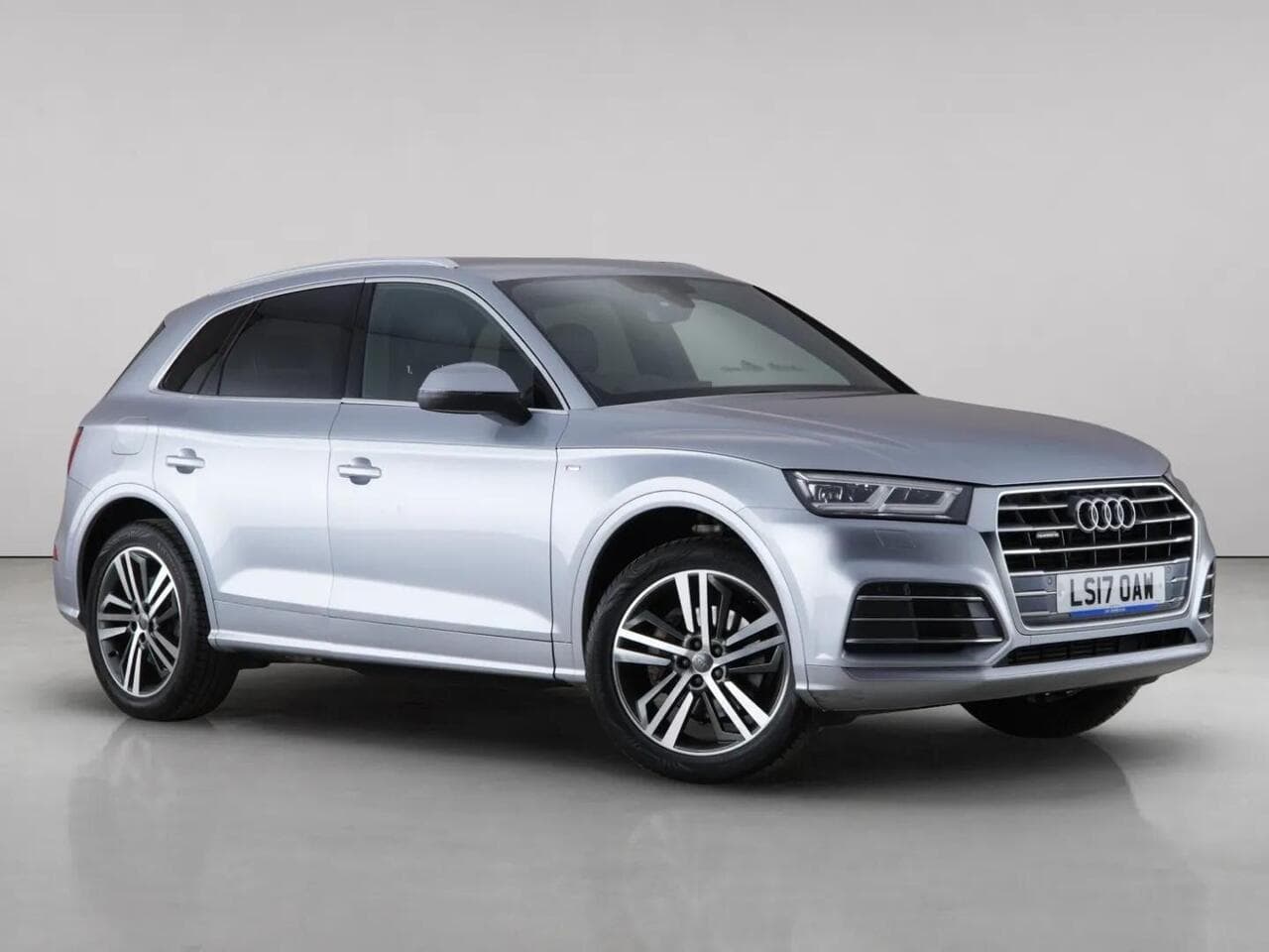 Audi Q5 - Audi Q5 2.0 TFSI S line S Tronic quattro Euro 6 (s/s) 5dr