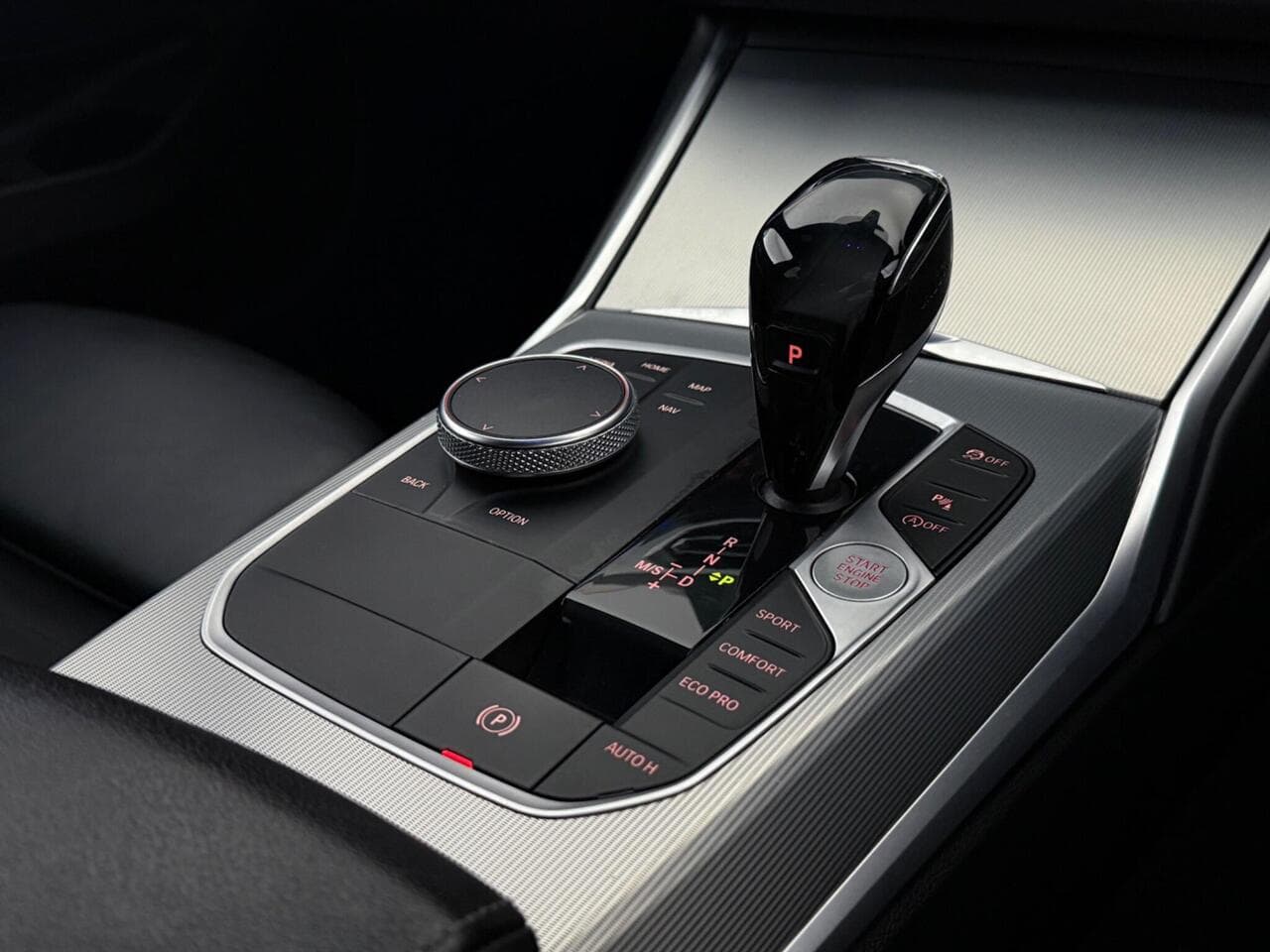 BMW 3 Series thumbnail Interior Front