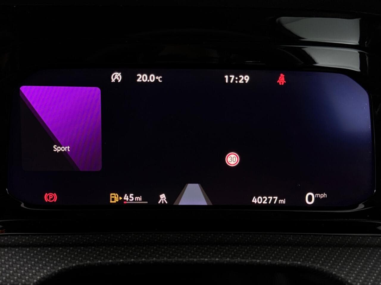Volkswagen Golf thumbnail Infotainment System