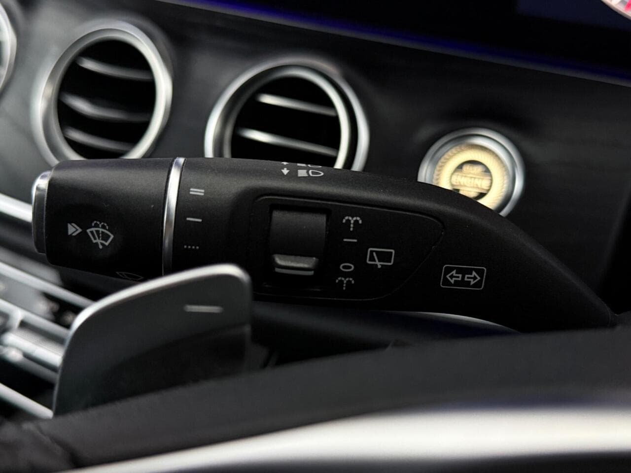 Mercedes-Benz E Class thumbnail Misc Controls