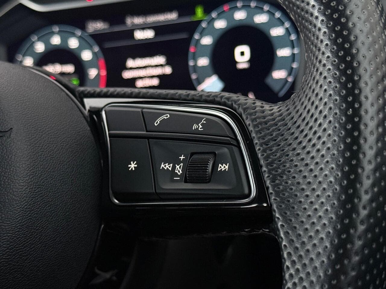 Audi A1 thumbnail Misc Controls