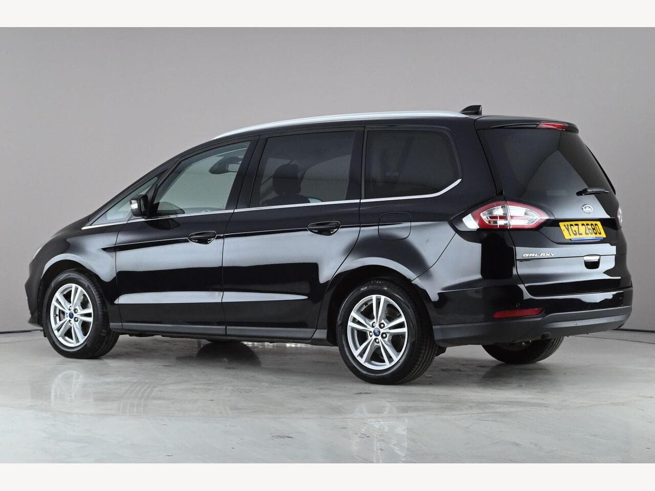 Ford Galaxy thumbnail Side Left