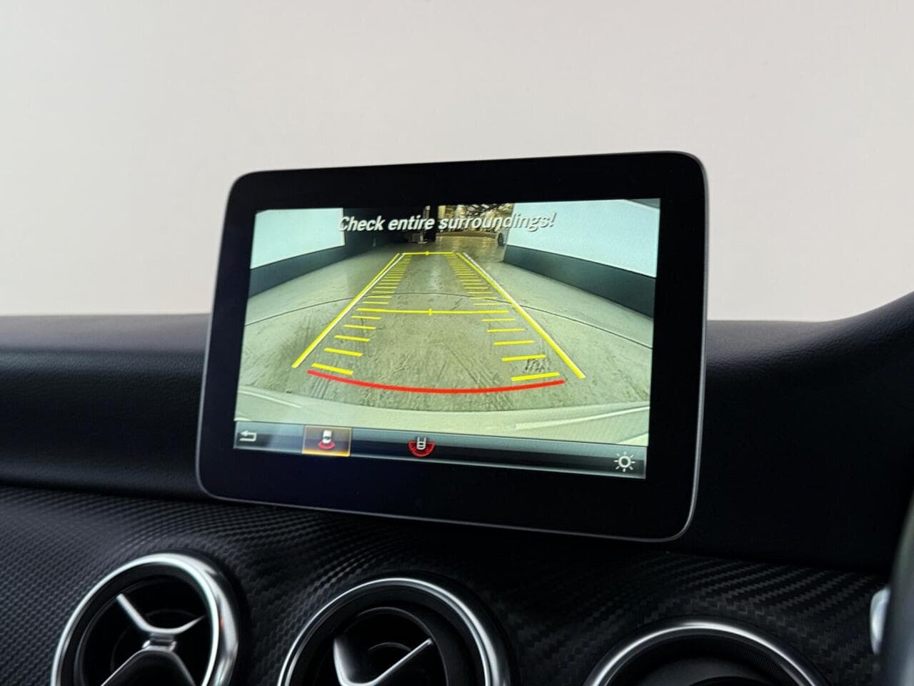 Mercedes-Benz A Class thumbnail Infotainment System