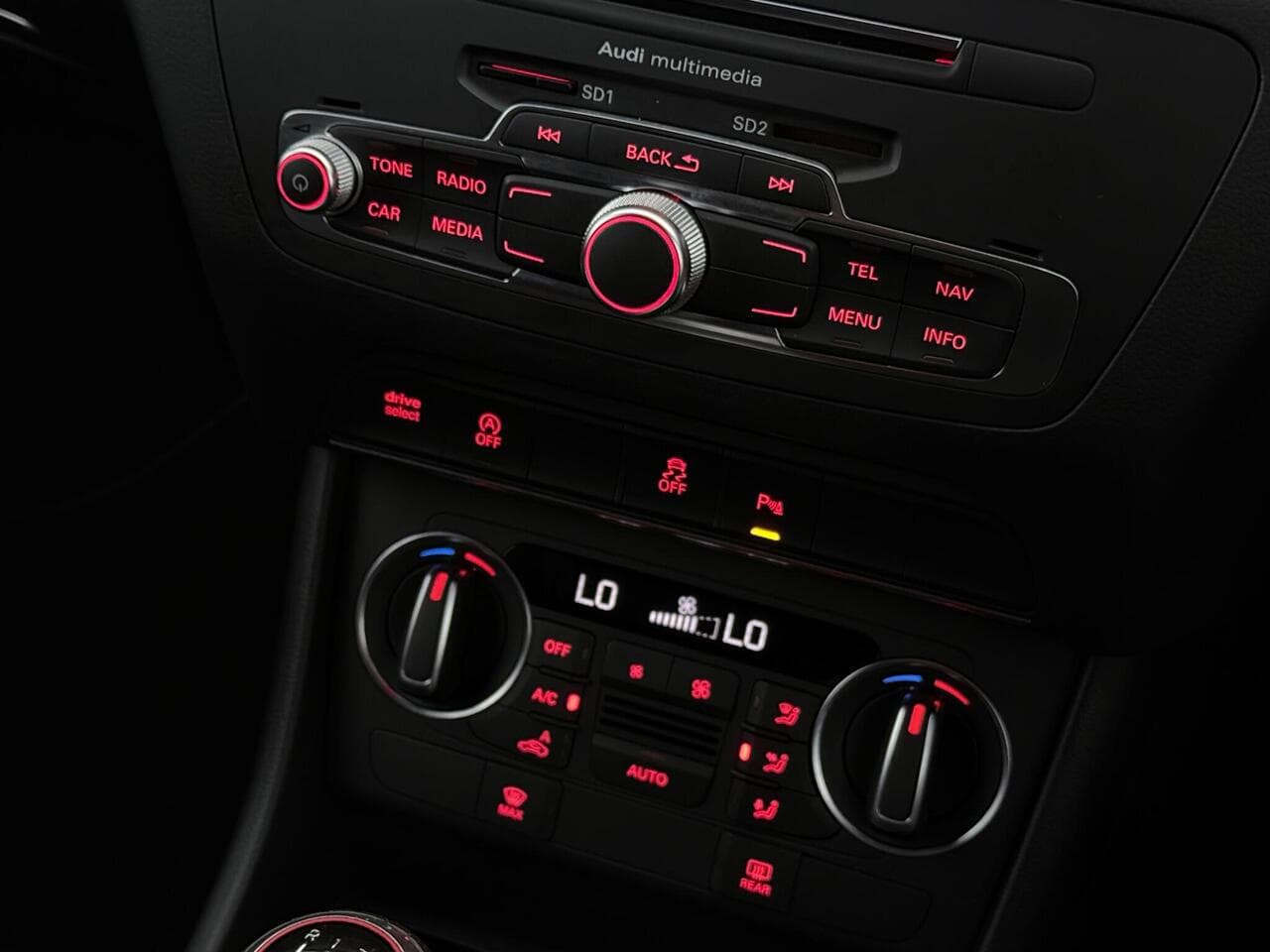 Audi Q3 thumbnail Misc Controls