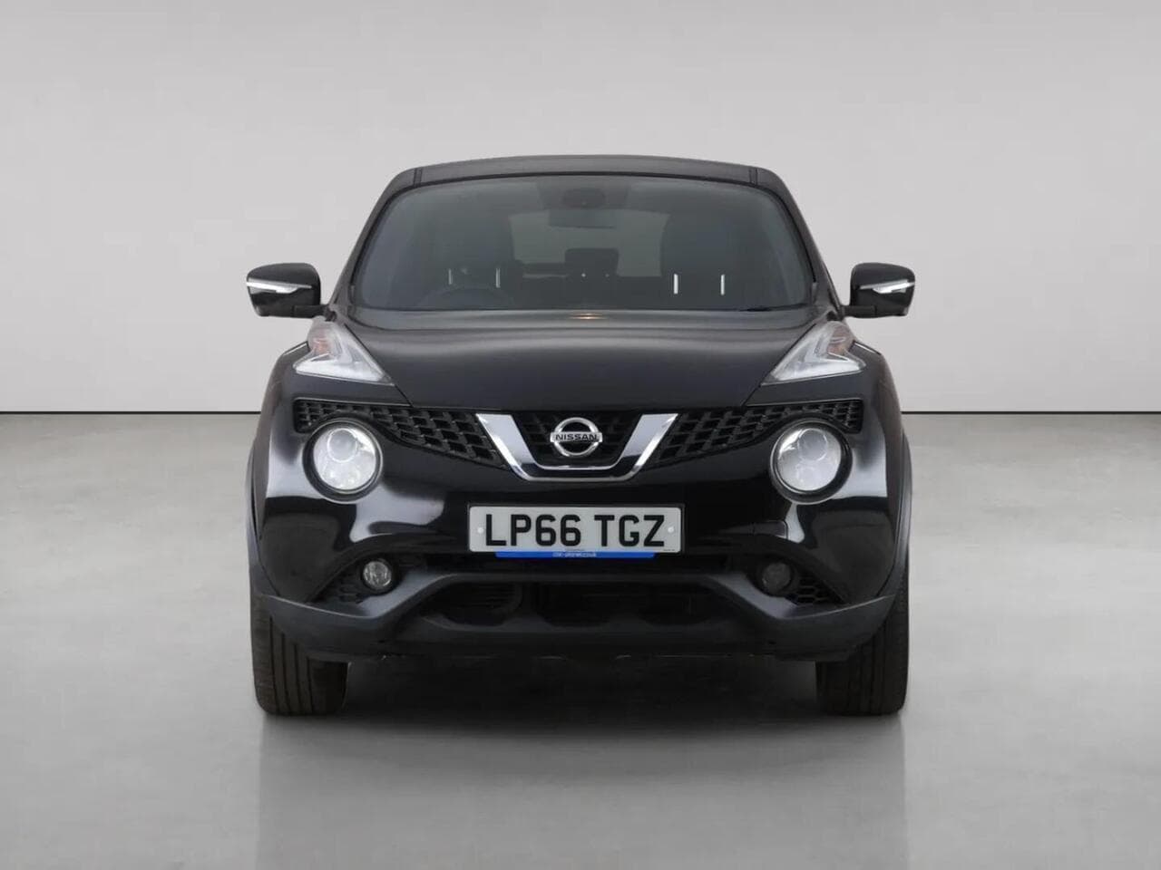 Nissan Juke thumbnail Front
