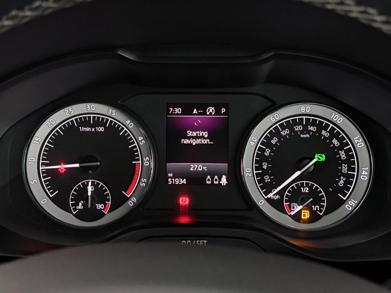 Skoda Kodiaq thumbnail Driver Instruments