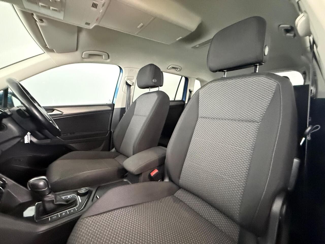 Volkswagen Tiguan Allspace thumbnail Seat Front Passenger