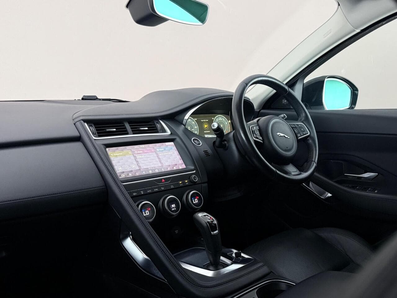 Jaguar E-PACE thumbnail Interior Front