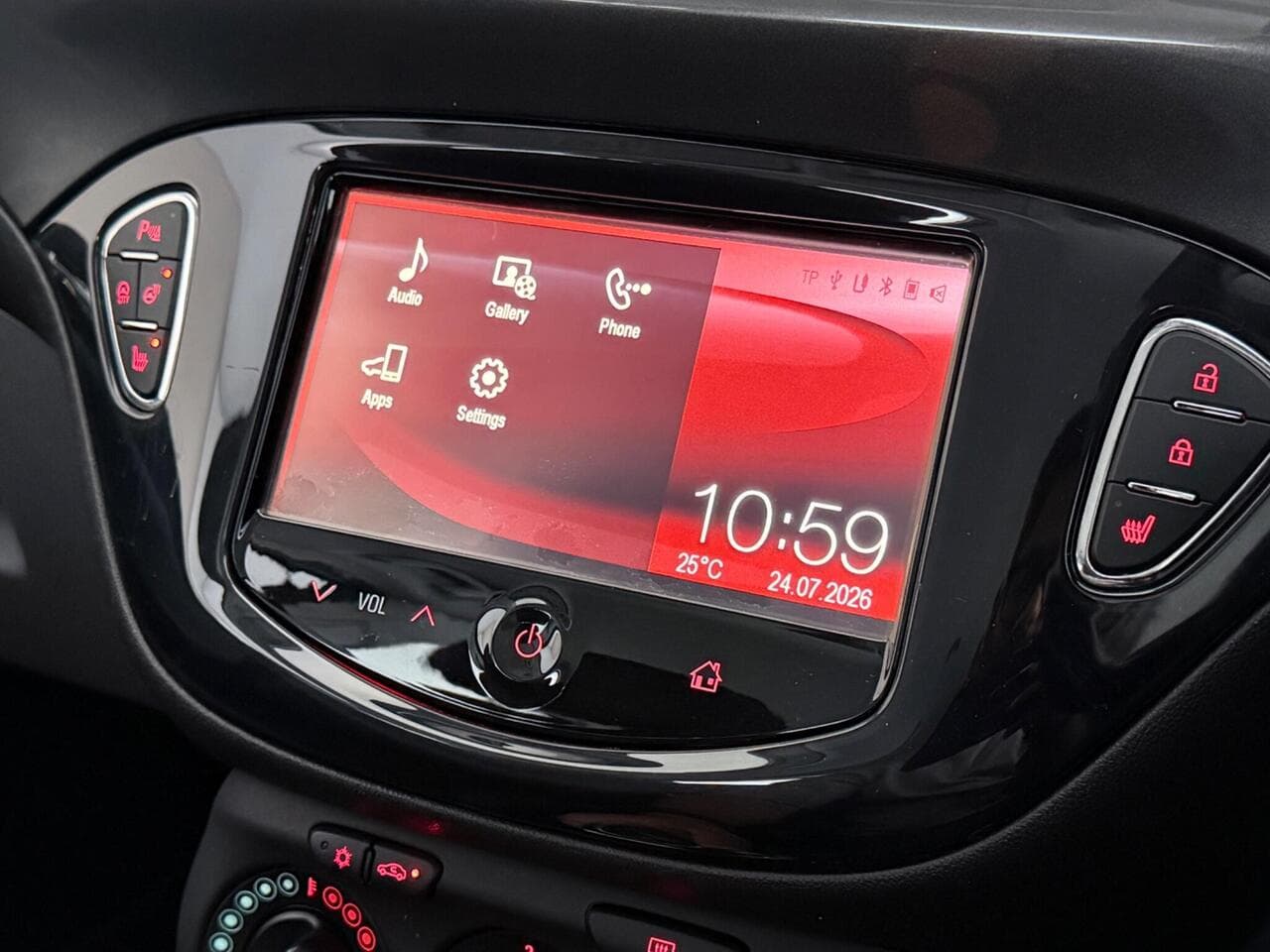 Vauxhall Corsa thumbnail Infotainment System