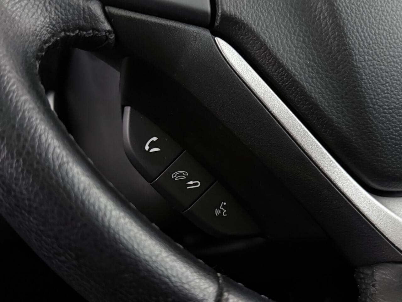 Honda CR-V thumbnail Misc Controls