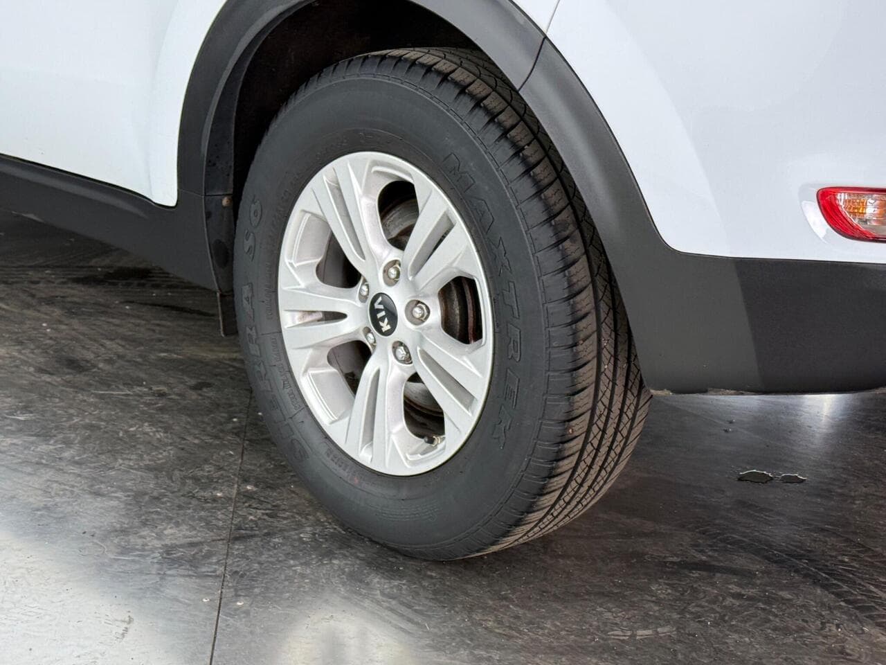 Kia Sportage thumbnail Wheel