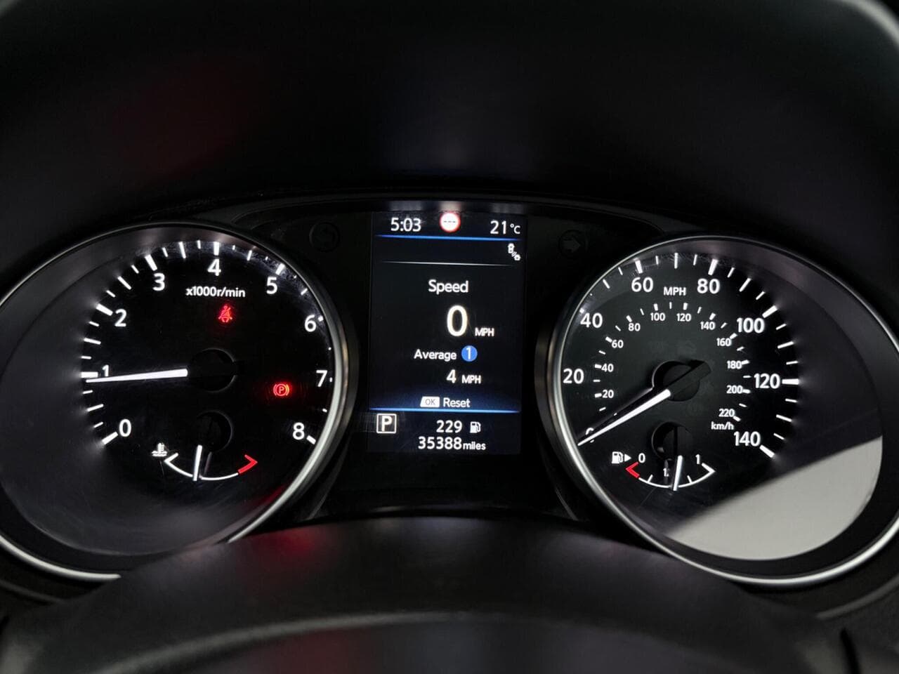 Nissan Qashqai thumbnail Driver Instruments