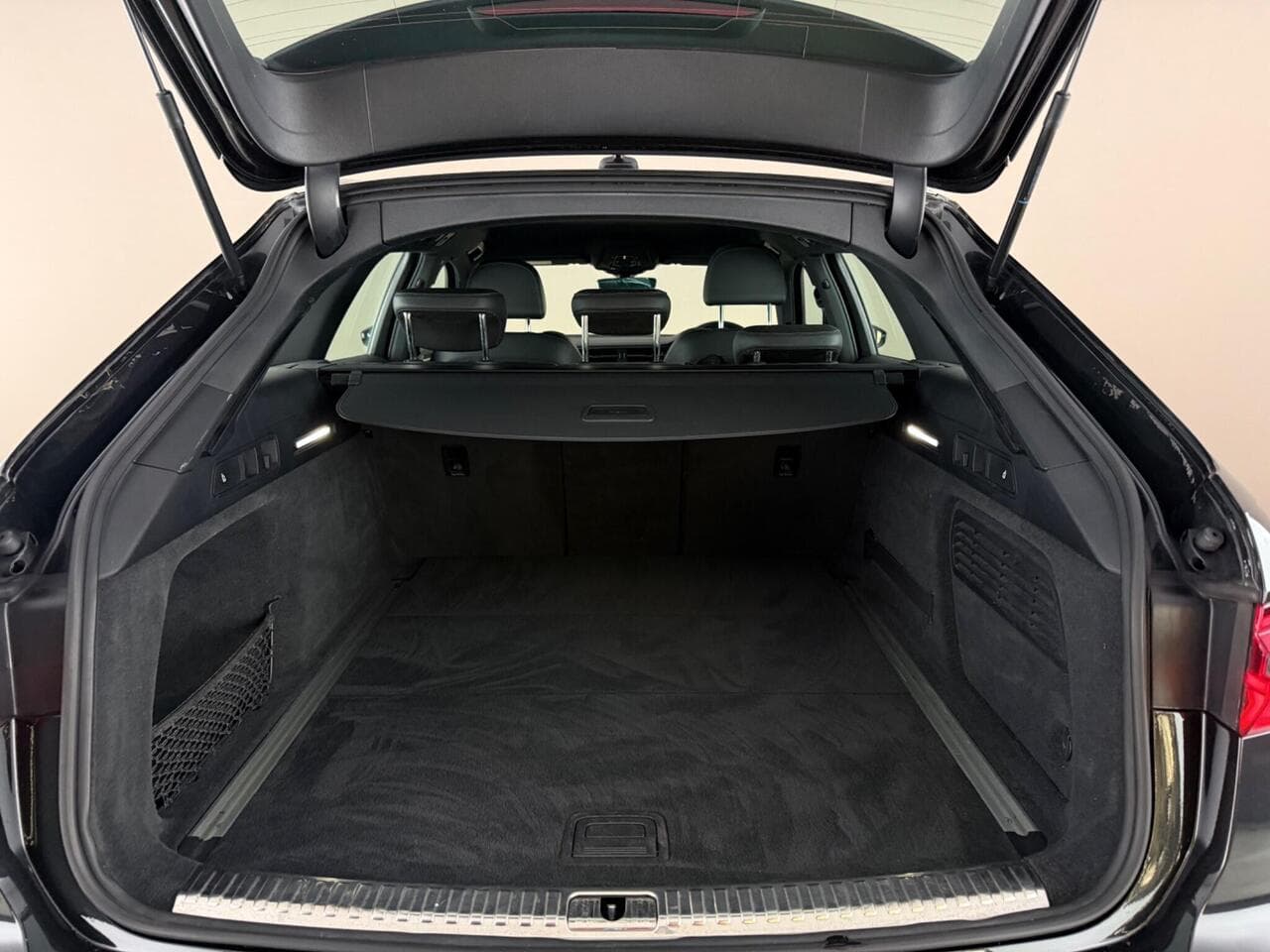 Audi A6 Avant thumbnail Boot