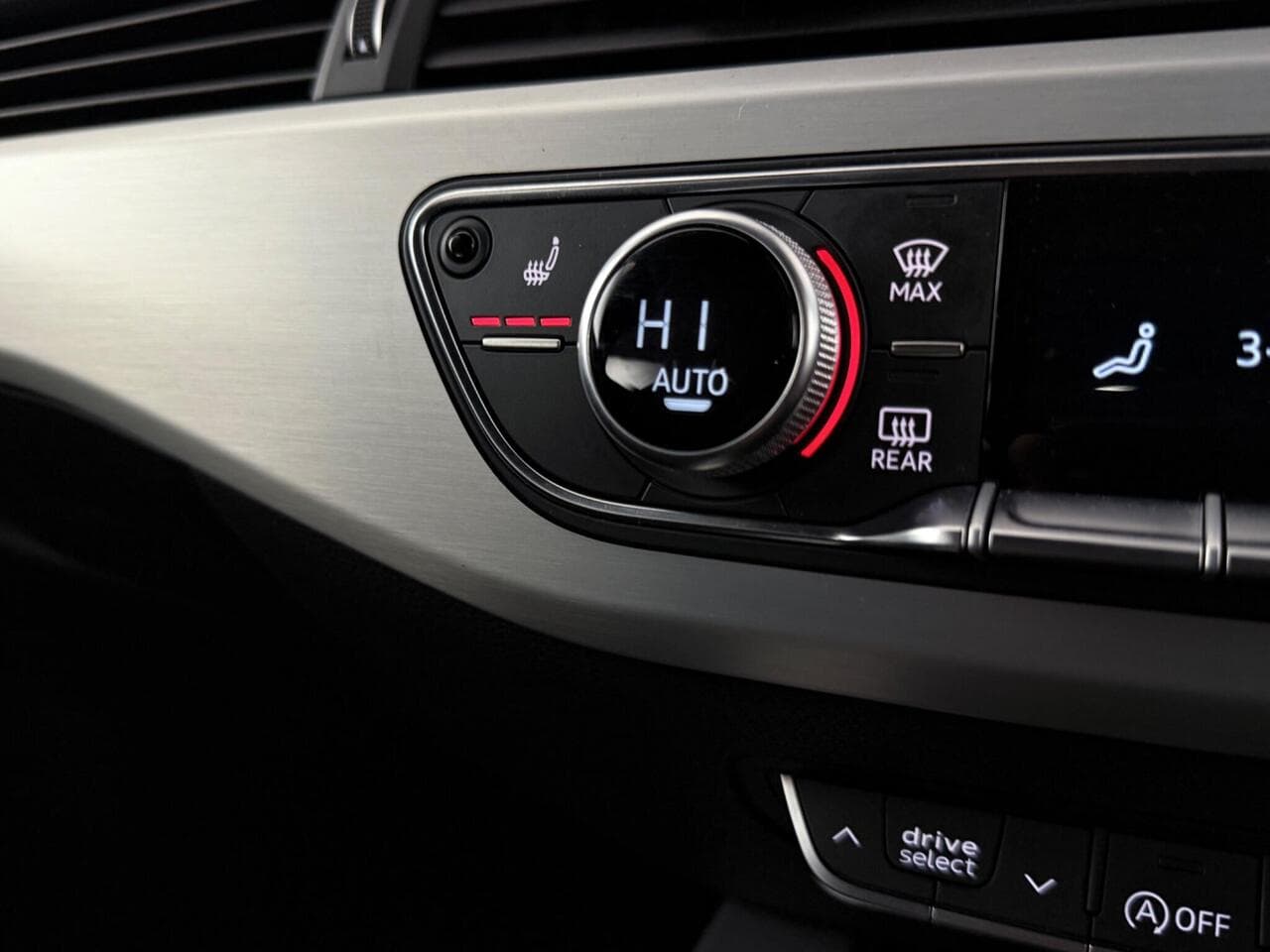 Audi A4 thumbnail Misc Controls