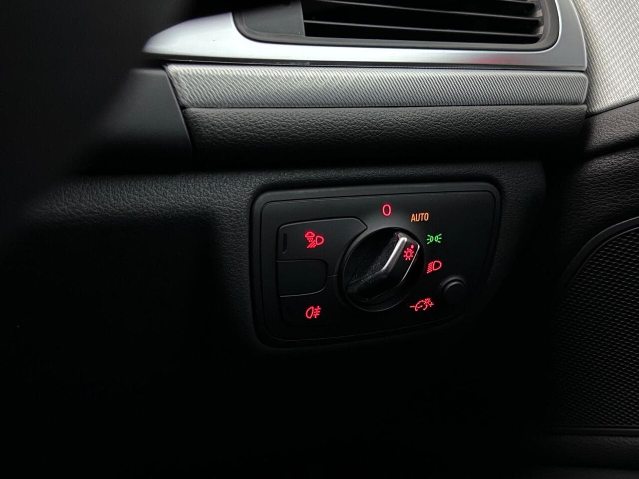 Audi A6 Saloon thumbnail Misc Controls