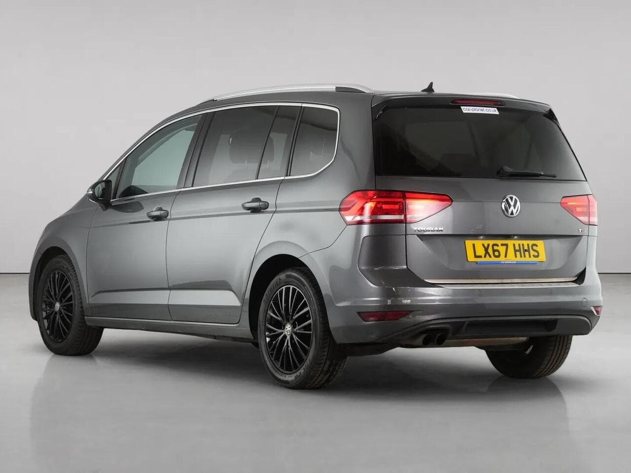 Volkswagen Touran thumbnail Rear Left
