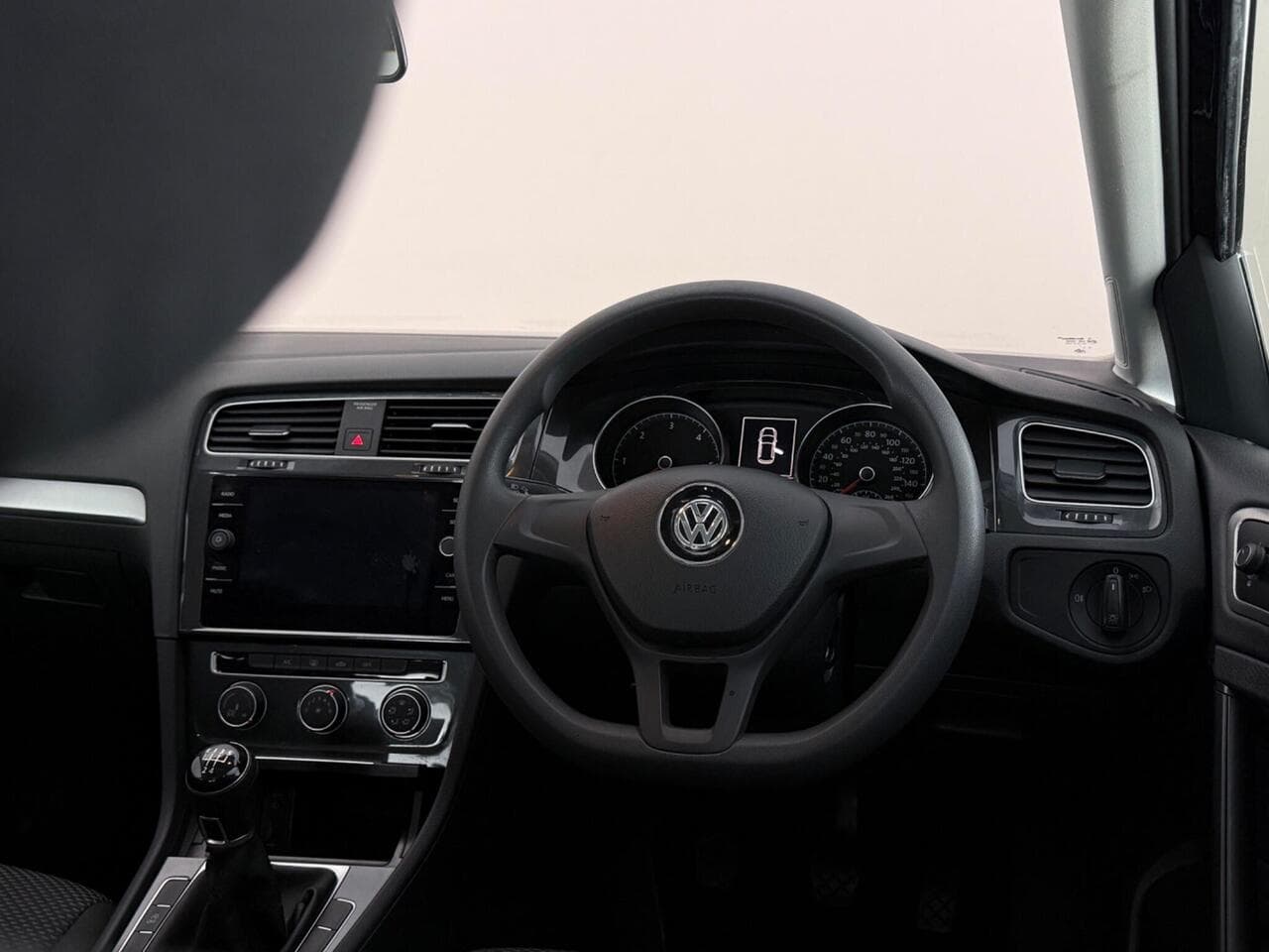 Volkswagen Golf thumbnail Inconclusive