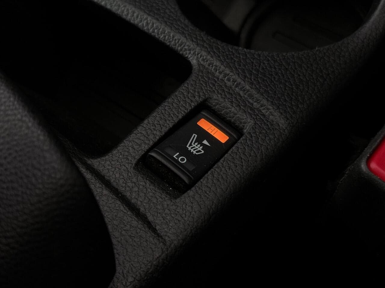 Nissan Qashqai thumbnail Misc Controls