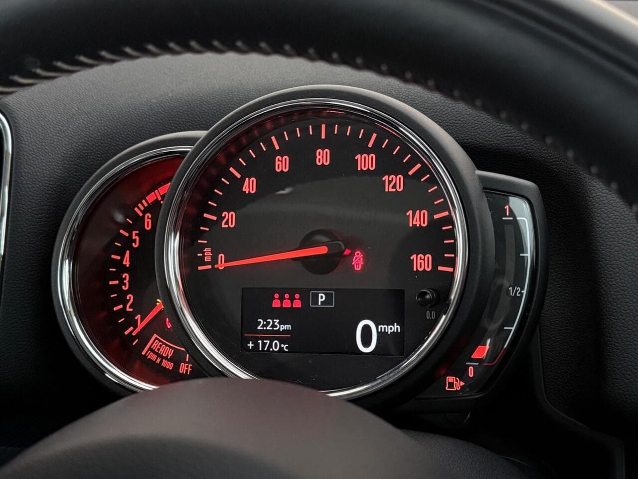 MINI Countryman thumbnail Driver Instruments