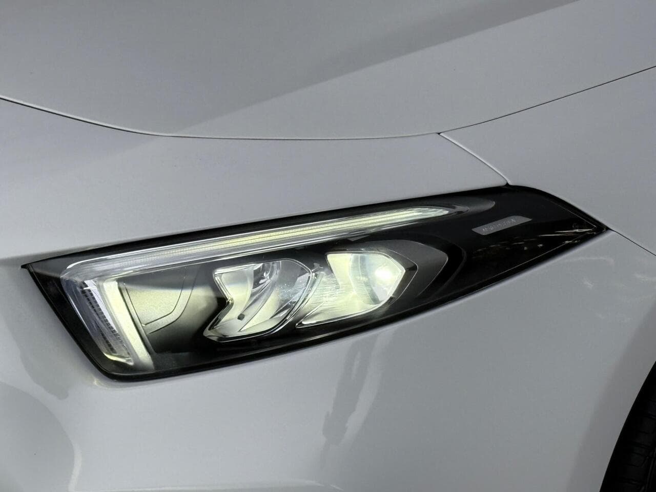 Mercedes-Benz A Class thumbnail Lights Front