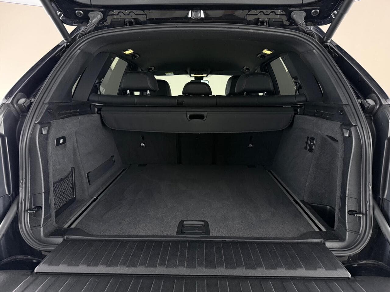 BMW X5 thumbnail Boot
