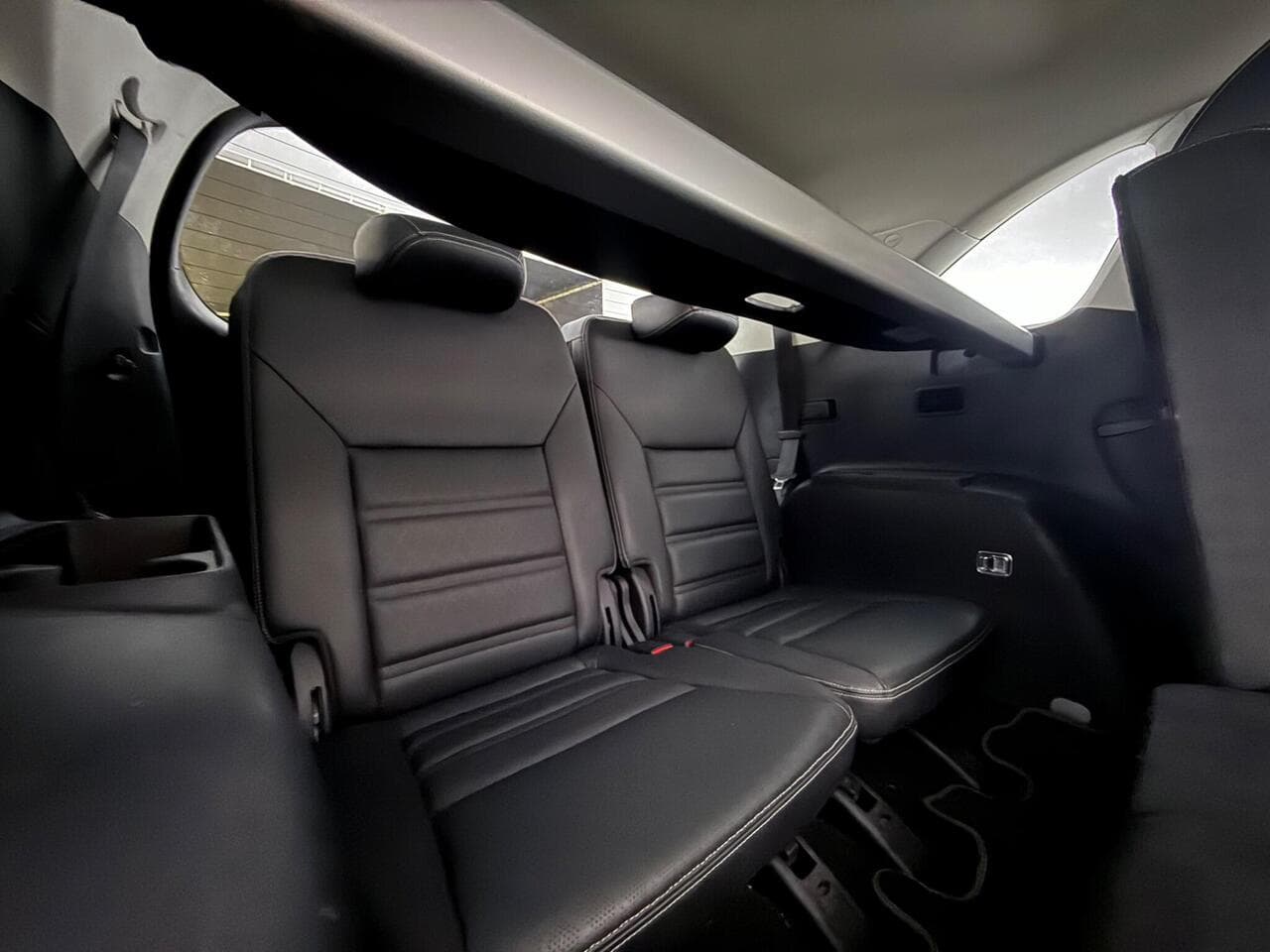 Kia Sorento thumbnail Seats Rear