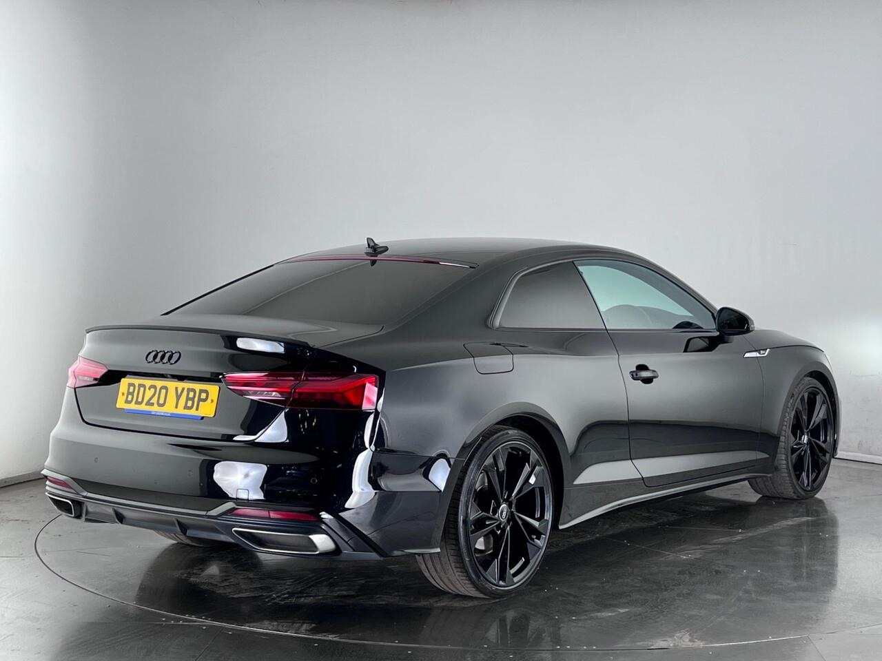Audi A5 thumbnail Rear Right