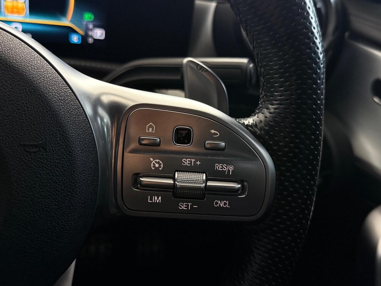 Mercedes-Benz A Class thumbnail Misc Controls
