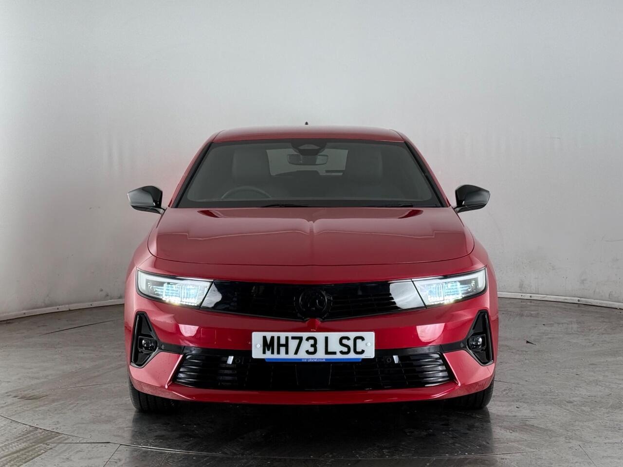 Vauxhall Astra thumbnail Front