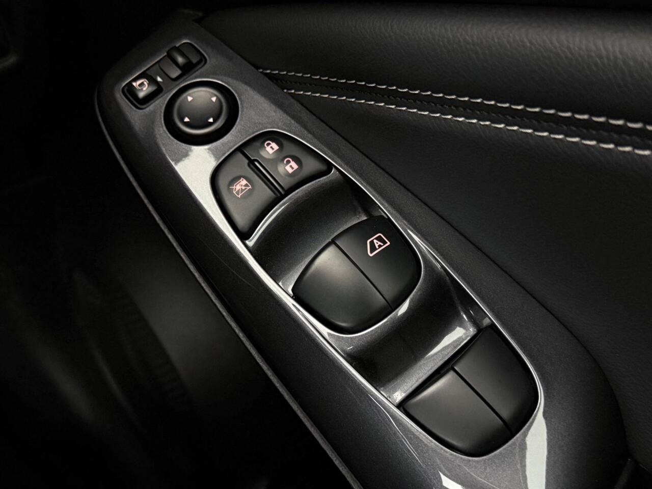 Nissan Juke thumbnail Misc Controls