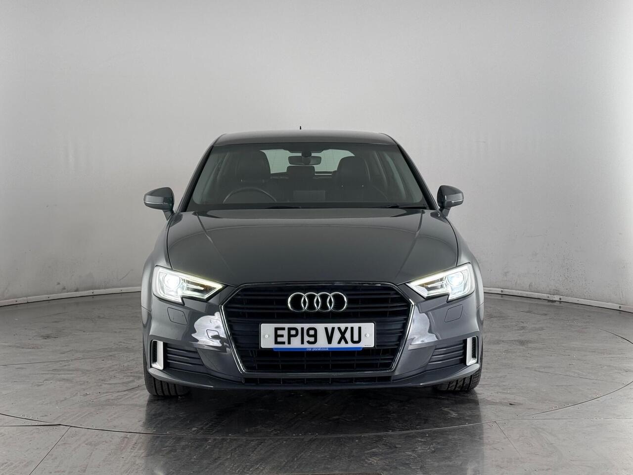 Audi A3 thumbnail Front