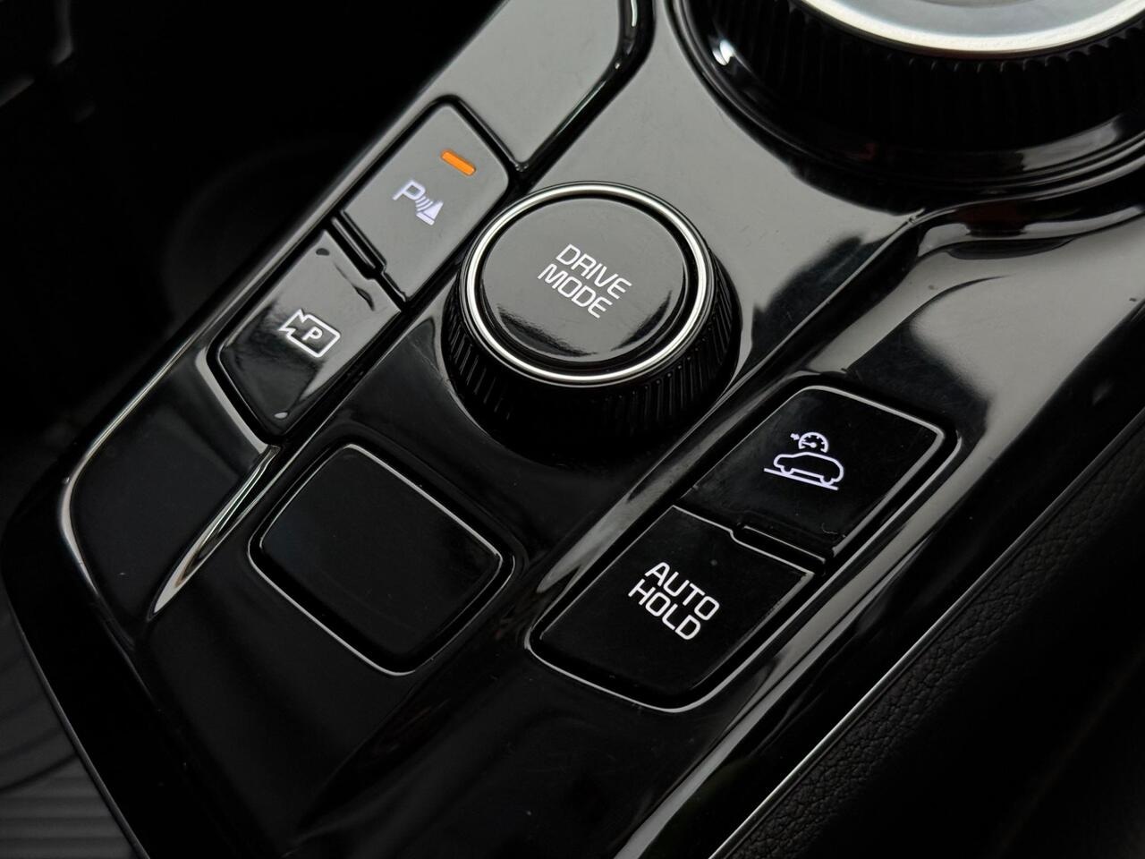 Kia Sportage thumbnail Misc Controls