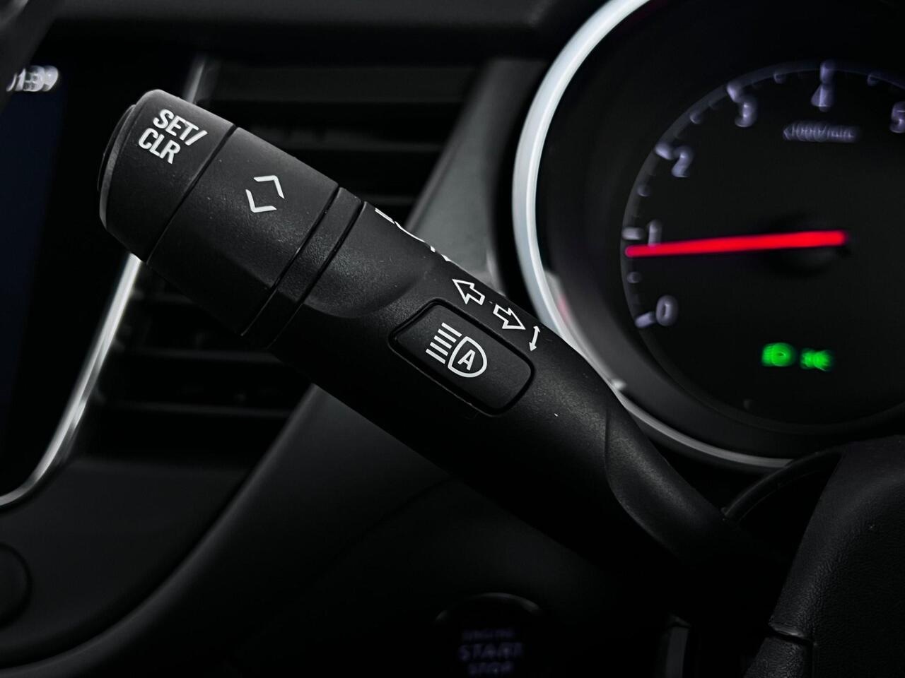 Vauxhall Crossland thumbnail Misc Controls