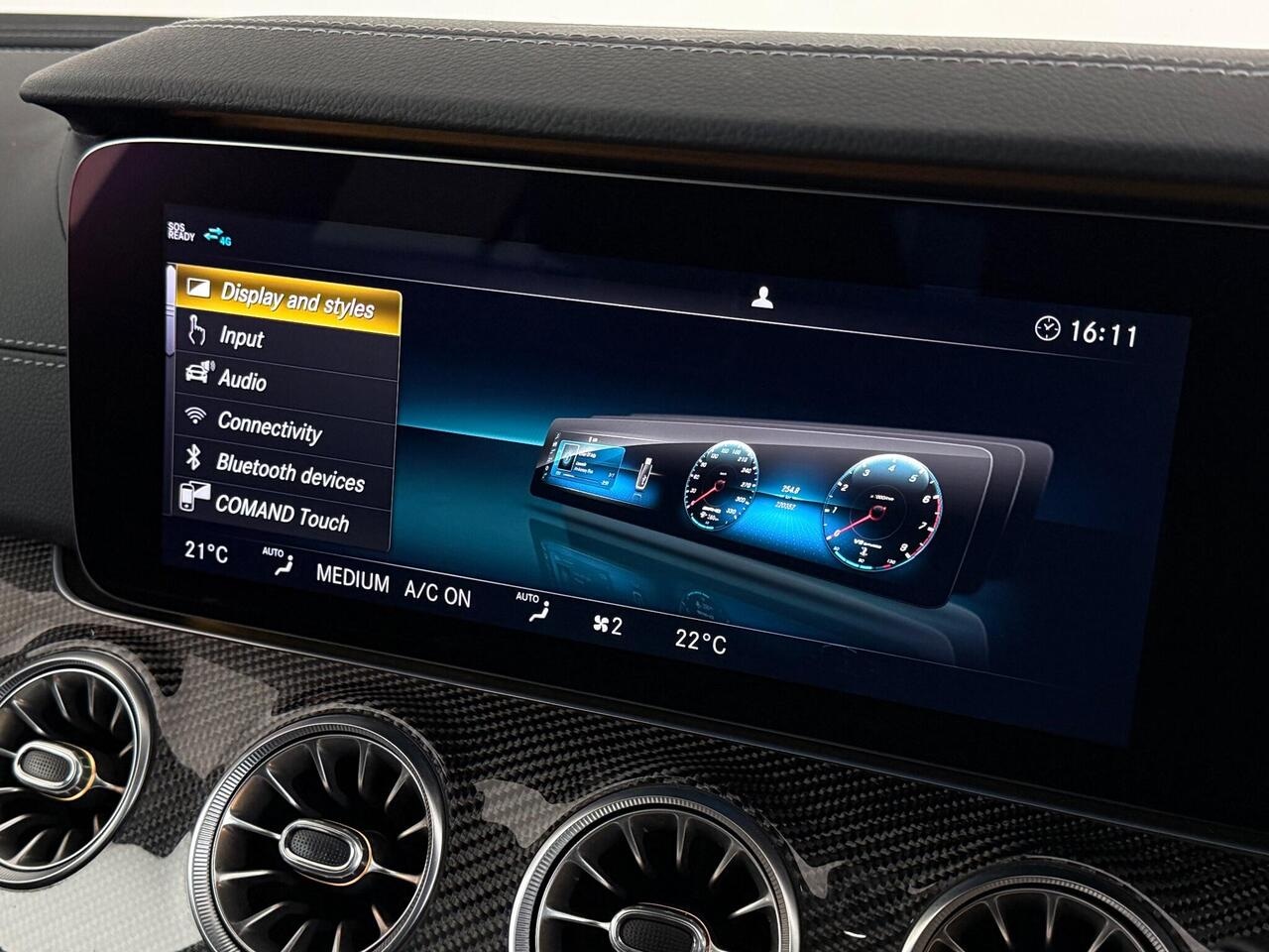 Mercedes-Benz AMG GT thumbnail Infotainment System