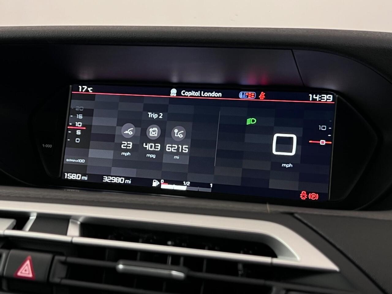 Citroen Grand C4 SpaceTourer thumbnail Infotainment System