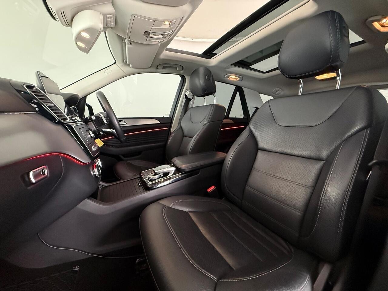 Mercedes-Benz GLE thumbnail Seat Front Passenger